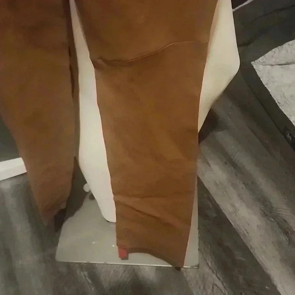 ESCADA LAMB LEATHER PANTS - Picture 5 of 7